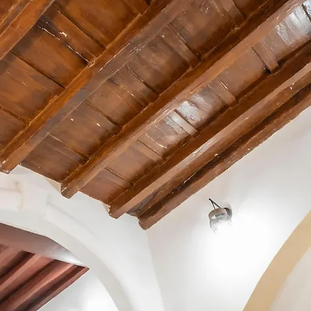Apartment Domus Superior Capocci - Colosseum - Rione Monti Rome