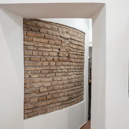 Domus Superior Capocci - Colosseum - Rione Monti Apartment *
