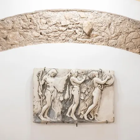 Domus Superior Capocci - Colosseum - Rione Monti *